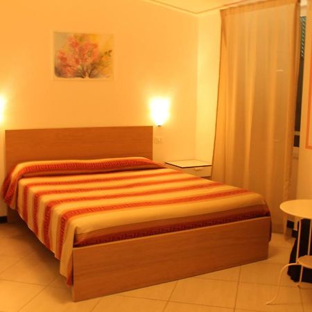 Marianna Quiet Rooms Монтеросо ал Маре Екстериор снимка