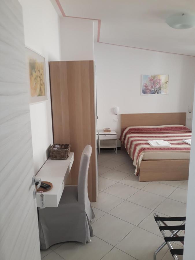 Marianna Quiet Rooms Монтеросо ал Маре Екстериор снимка